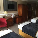 Ξενοδοχείο Court 3*