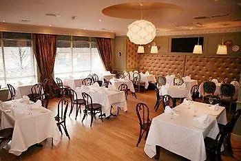 Court Hotel 3*