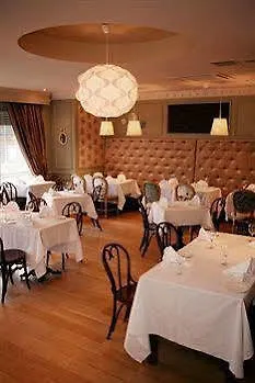 Court Hotel 3*